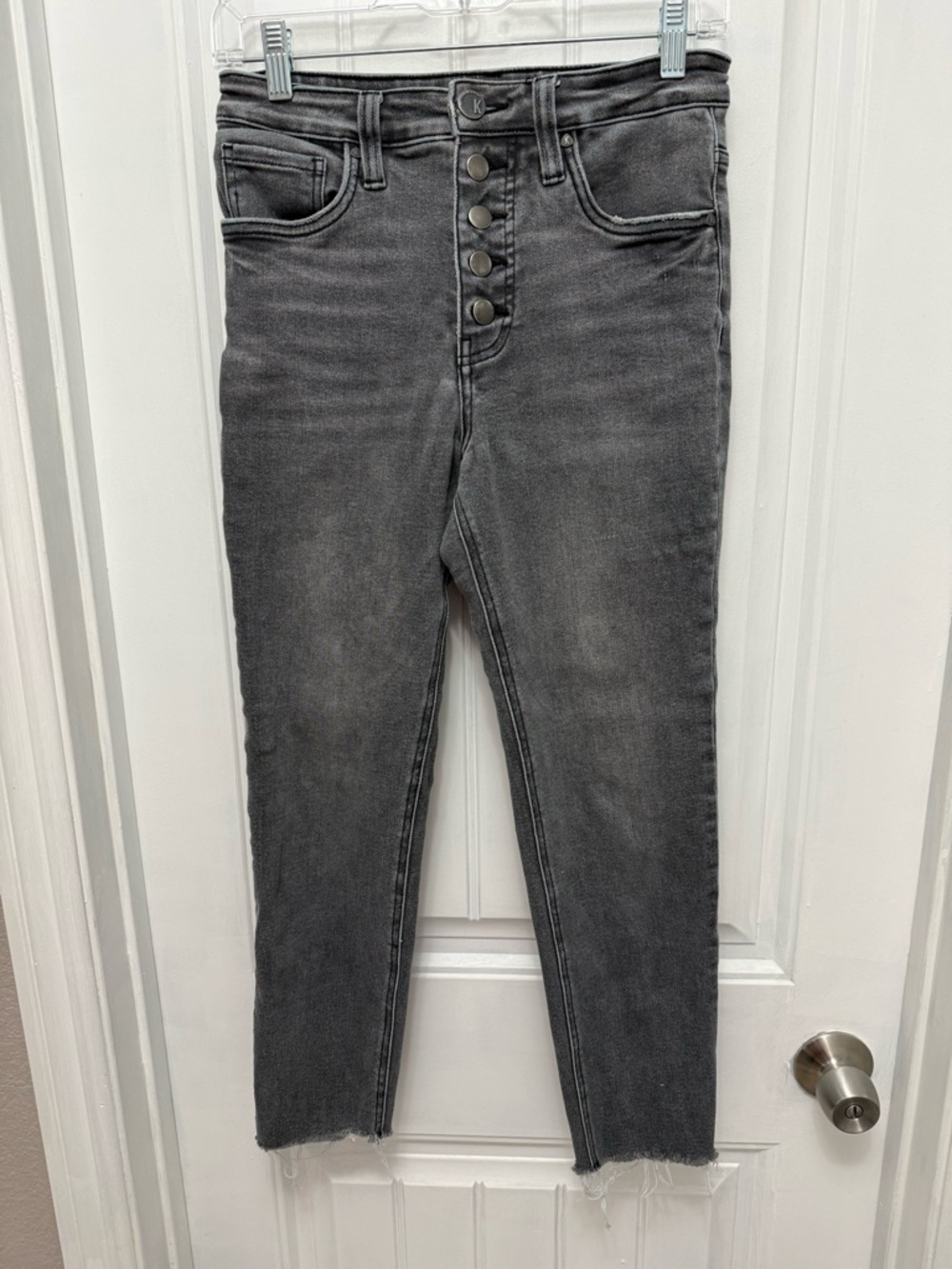 Kut From The Kloth Rachael Fab Ab Buttonfly Gray High Rise Size 2 (35-14)